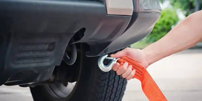 بکسل ماشین با طناب؛ آموزش ایمن و نکات کلیدی بکسل خودرو بدون یدک‌کش
